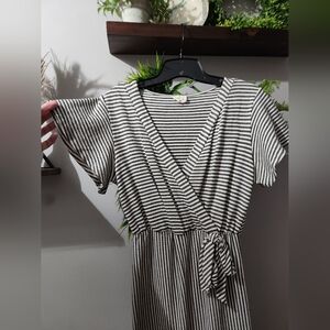 Caution to the Wind NWOT Gray/White Striped, Wide Leg Jumpsuit